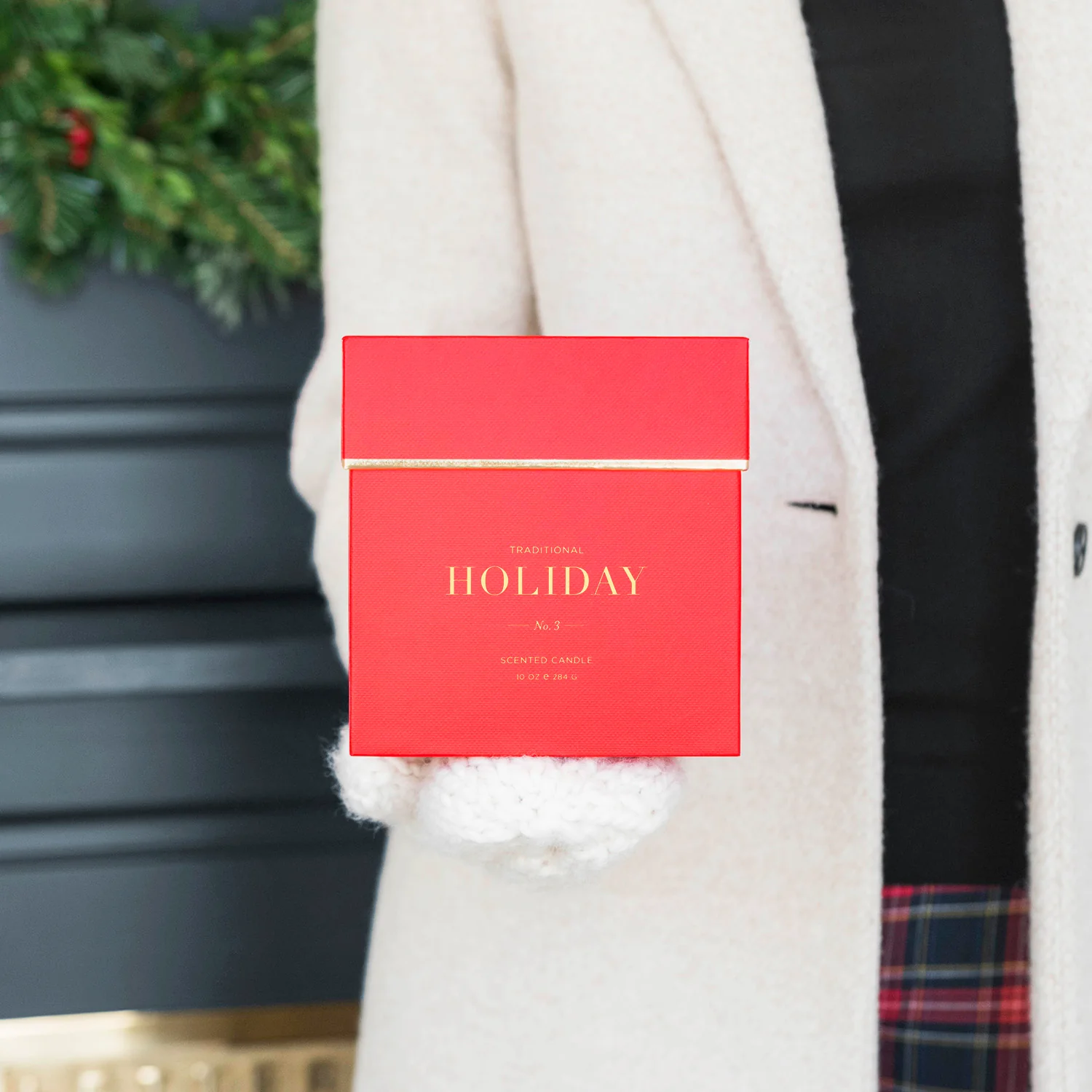 Traditional Holiday Signature Candle - Image 3
